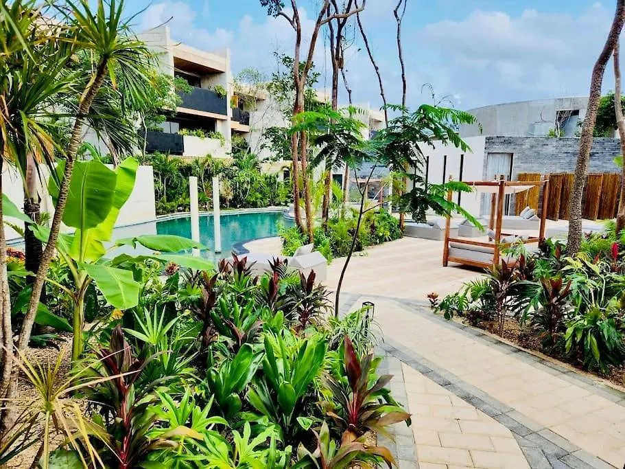 Luxurious Jungle Condo And Private Cenote Tulum